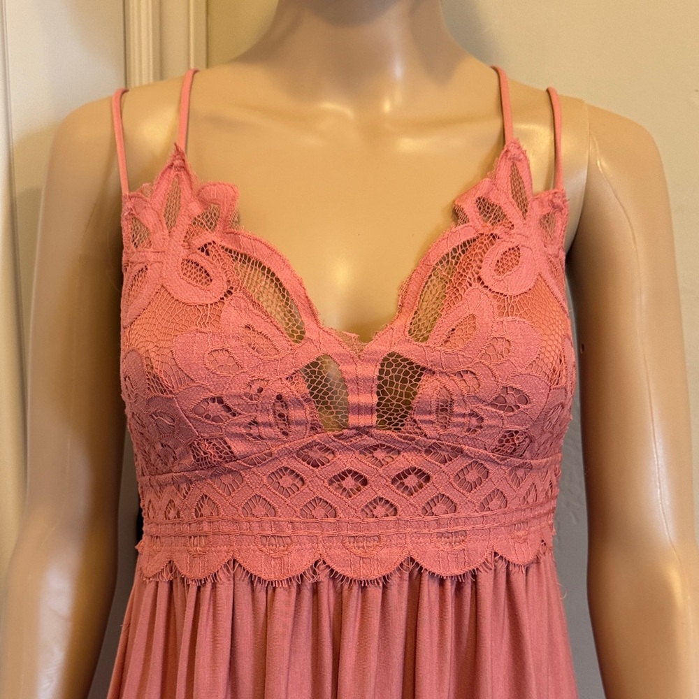 Pink Lace Tiered Dress size M - Picture 4 of 8
